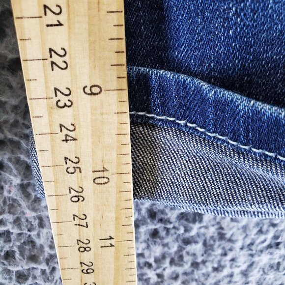 Lane Bryant Shorts Womens 18 Blue Denim Distressed Stretchy Jorts - Picture 7 of 12